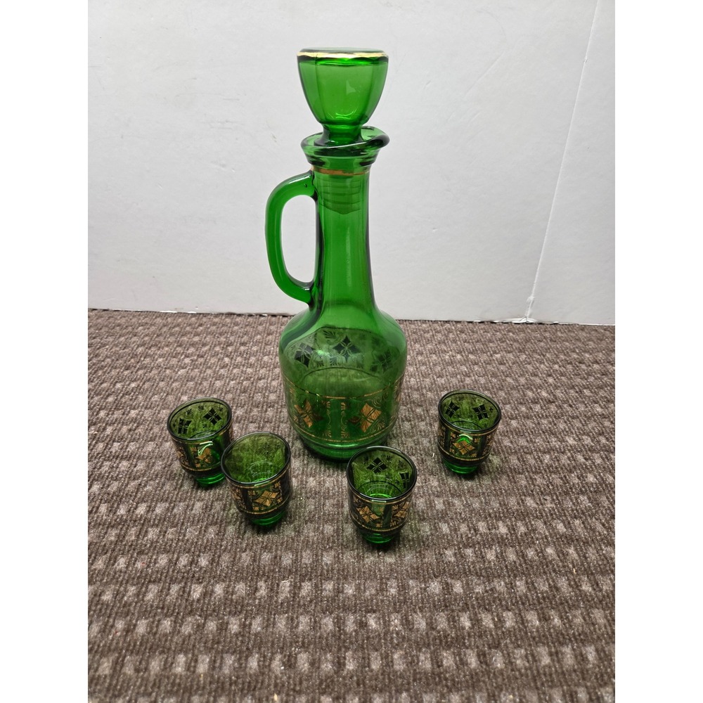 Vintage Italian Emerald Green Glass Decanter and 4 Shot Glasses Gold Gilt Set
